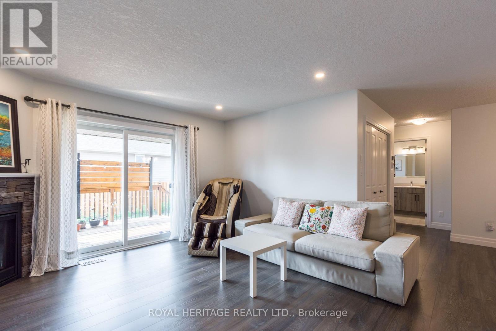 Photo 9 of 151 Rollins Drive, Belleville ON