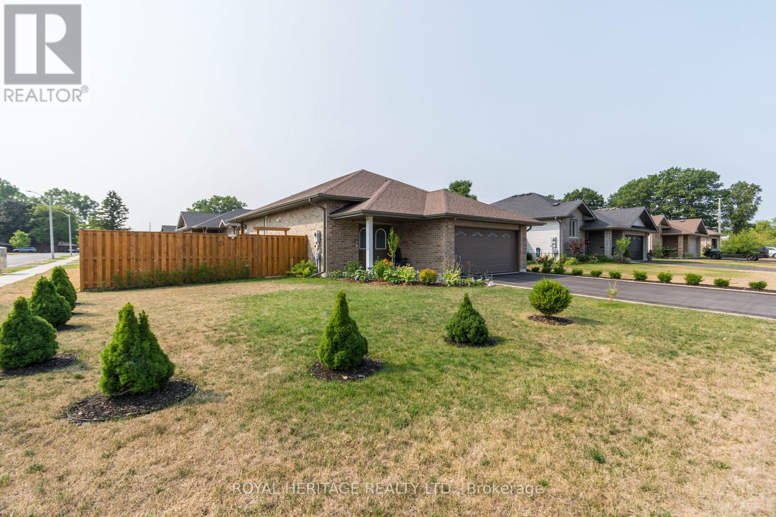 Photo 23 of 151 Rollins Drive, Belleville ON