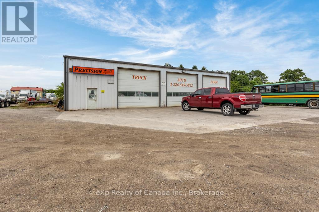 Photo 1 of 17 Arnold Sayeau Drive, Norfolk ON