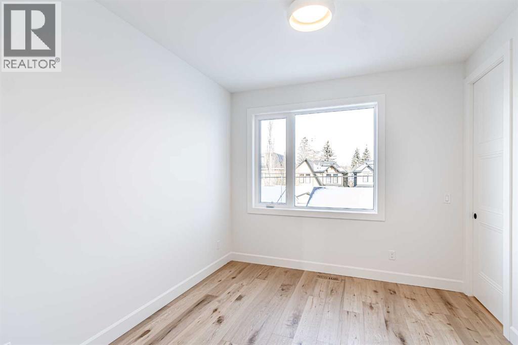 Photo 6 of 533 35 A Street Nw, Calgary AB
