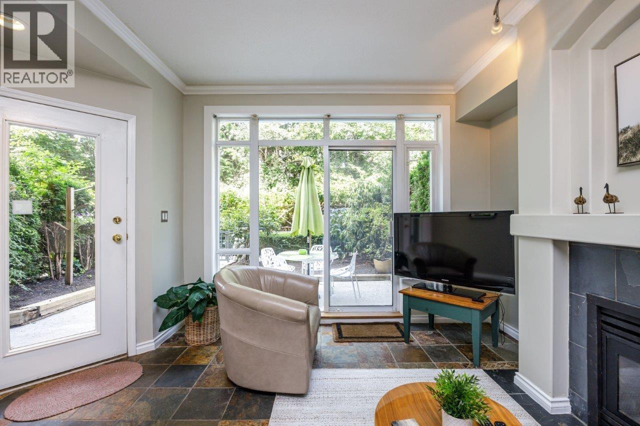 Photo 3 of 211 3600 Windcrest Drive, North Vancouver BC