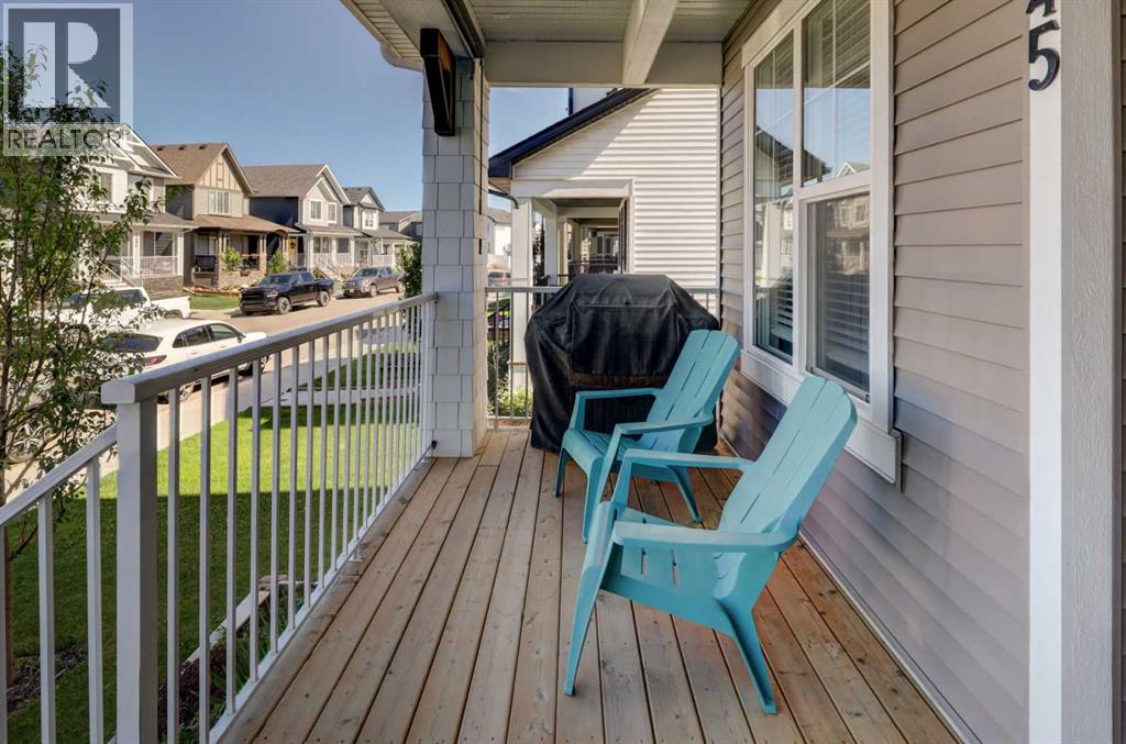 Photo 3 of 245 Ellen Way, Crossfield AB