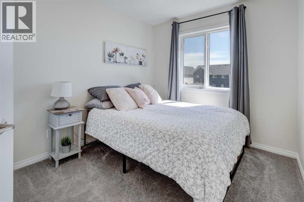 Photo 23 of 245 Ellen Way, Crossfield AB