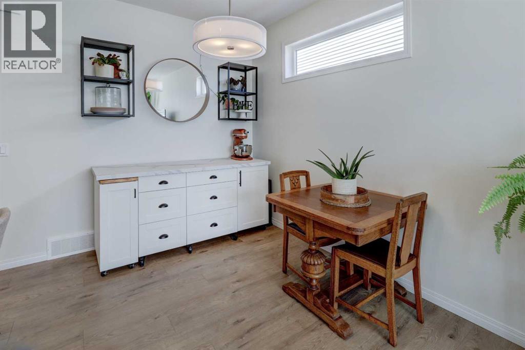 Photo 10 of 245 Ellen Way, Crossfield AB