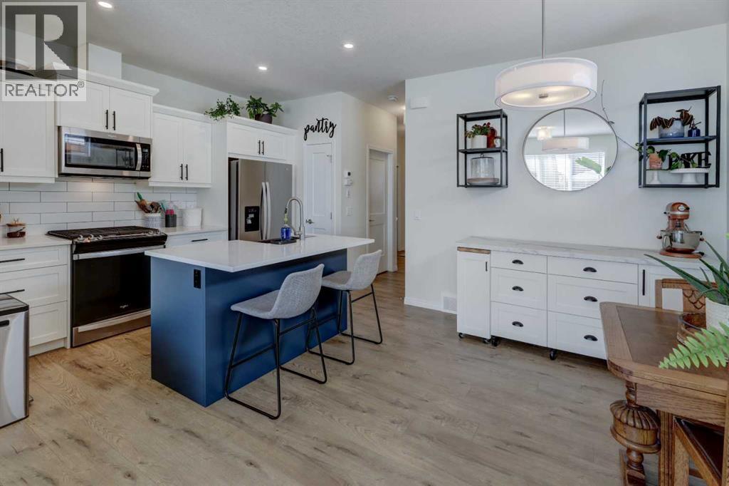 Photo 11 of 245 Ellen Way, Crossfield AB