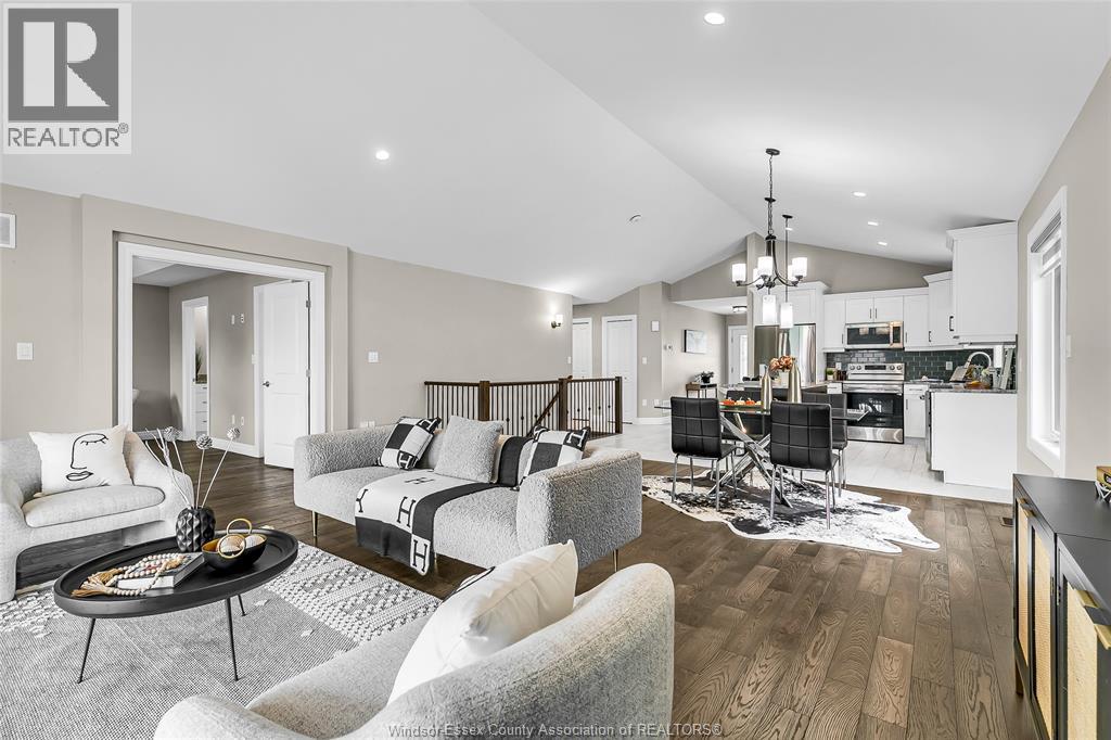 Photo 3 of 1258 Tom Toth Street, Lasalle ON