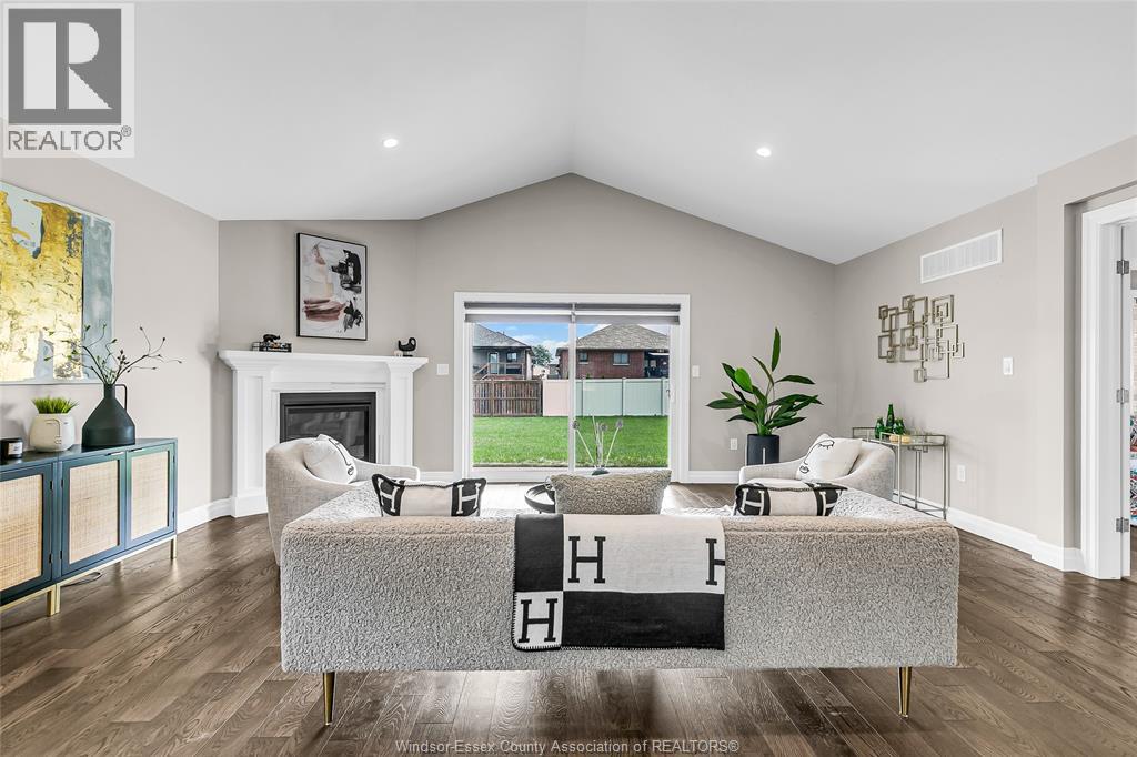 Photo 10 of 1258 Tom Toth Street, Lasalle ON