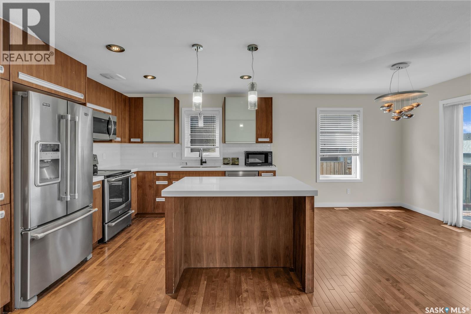 Photo 4 of 419 Pichler Crescent, Saskatoon SK