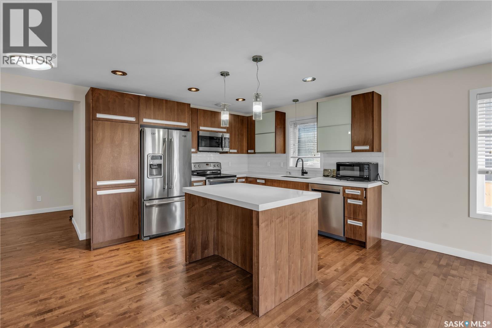 Photo 5 of 419 Pichler Crescent, Saskatoon SK