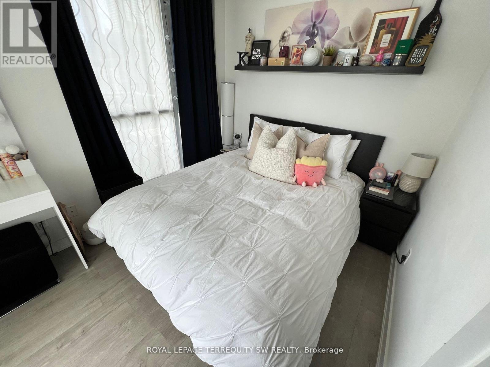 Photo 15 of 2202 199 Richmond Street E, Toronto ON