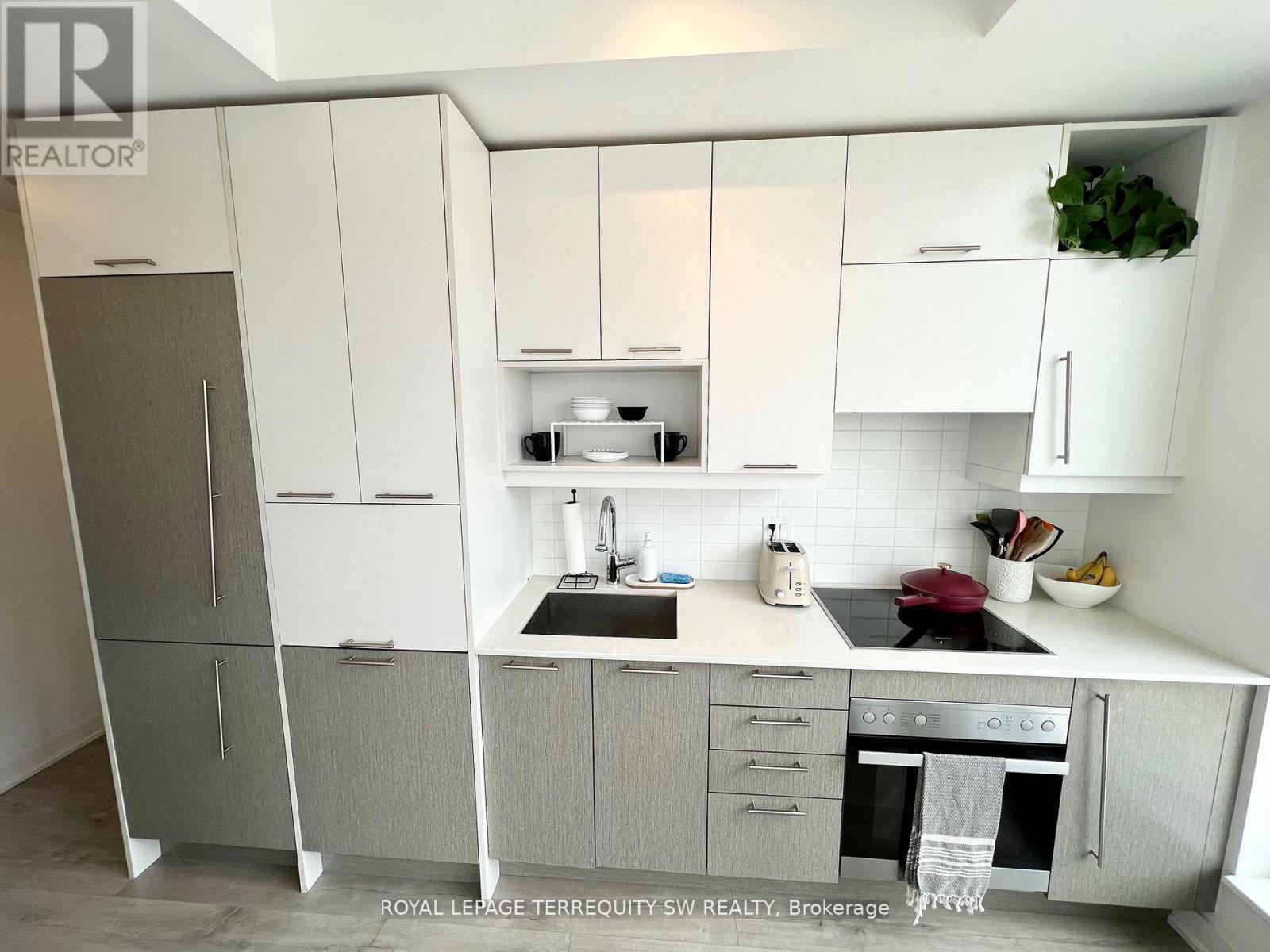Photo 7 of 2202 199 Richmond Street E, Toronto ON