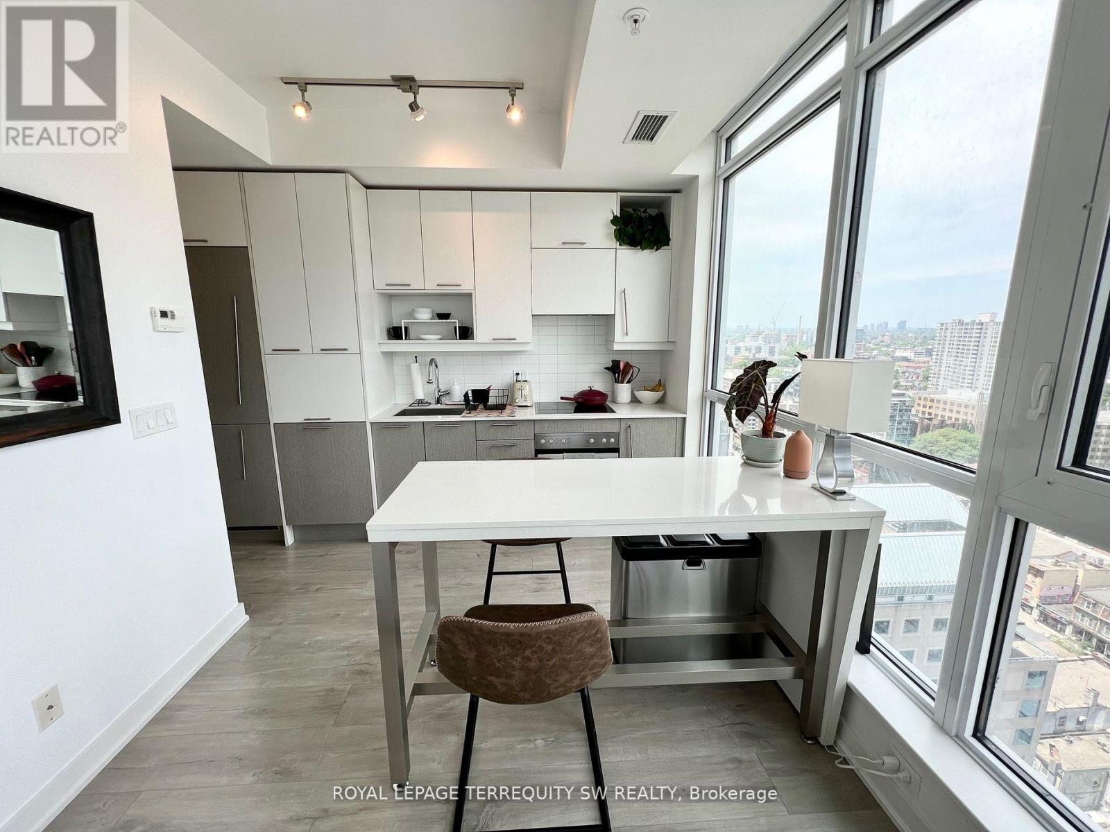 Photo 8 of 2202 199 Richmond Street E, Toronto ON