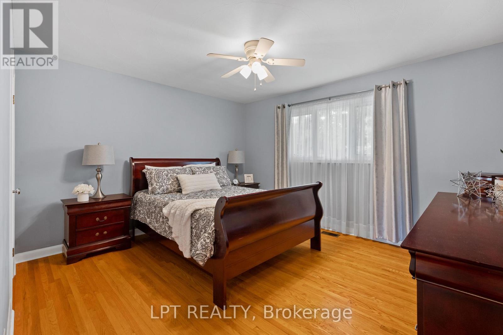 Photo 25 of 788 Meadowood Road, Kingston ON