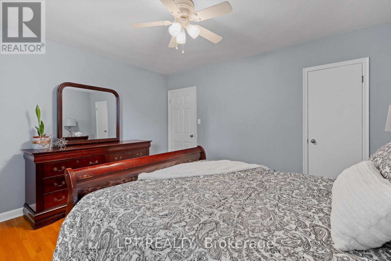 Photo 17 of 788 Meadowood Road, Kingston ON