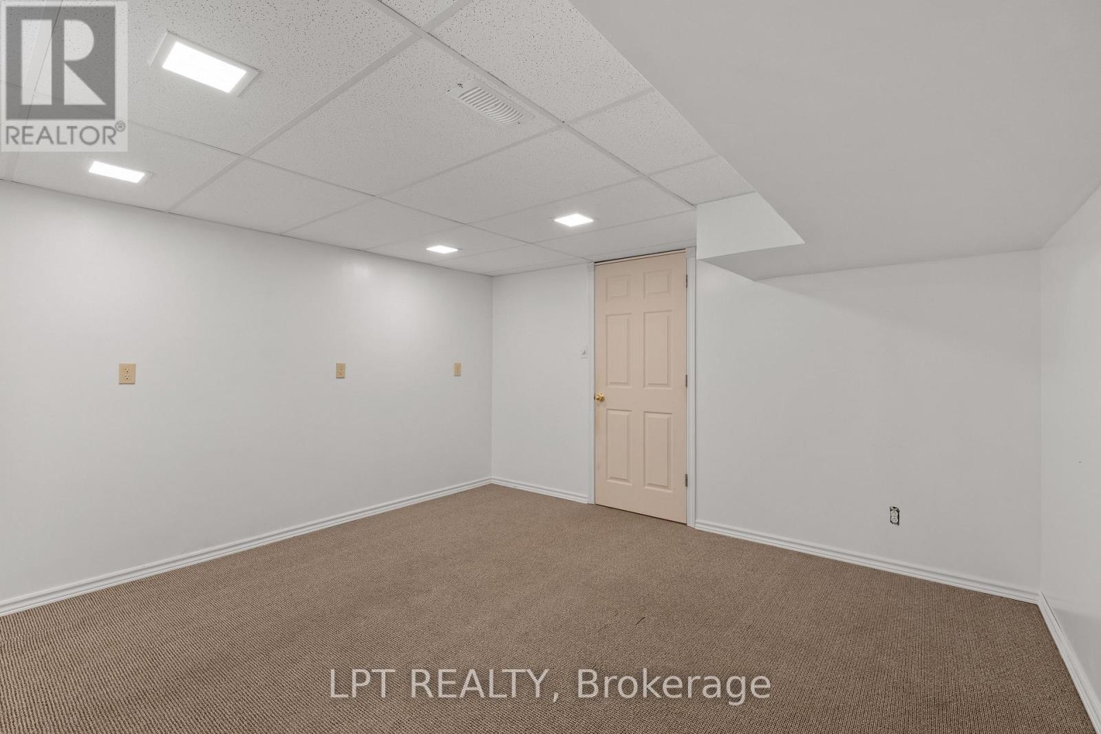 Photo 31 of 788 Meadowood Road, Kingston ON