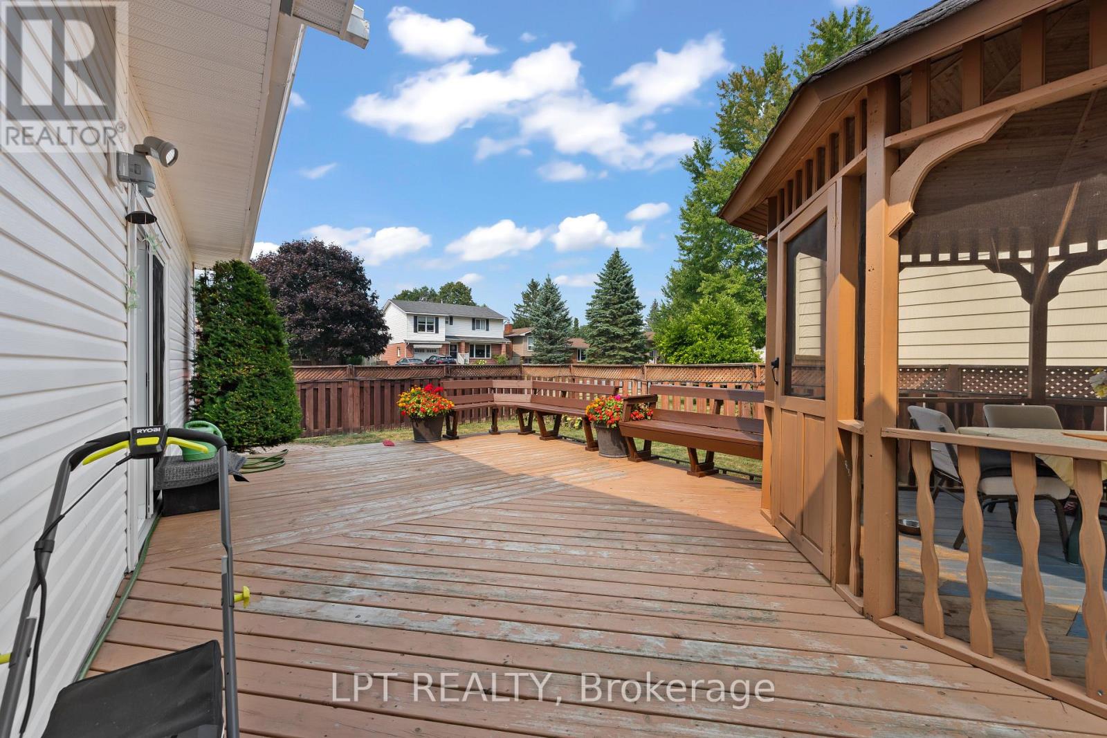 Photo 7 of 788 Meadowood Road, Kingston ON
