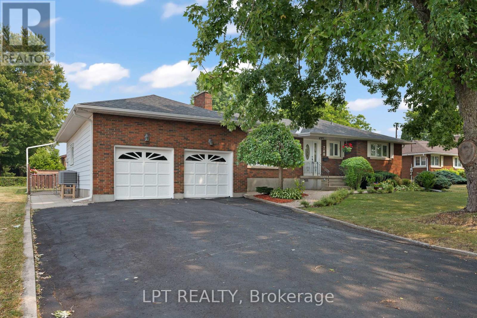 Photo 33 of 788 Meadowood Road, Kingston ON