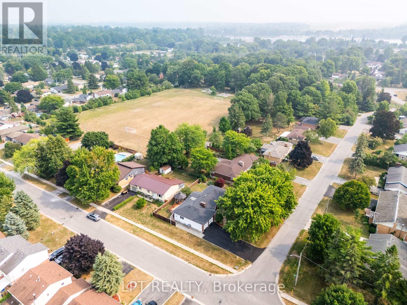 Photo 6 of 788 Meadowood Road, Kingston ON