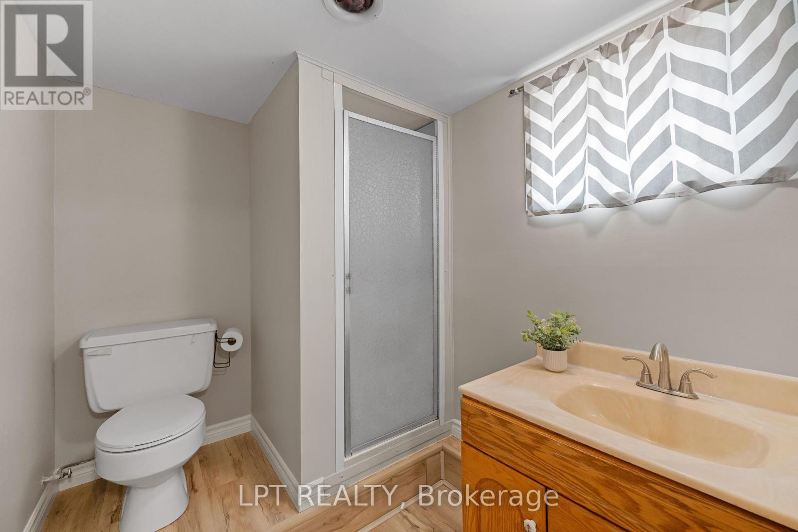 Photo 46 of 788 Meadowood Road, Kingston ON