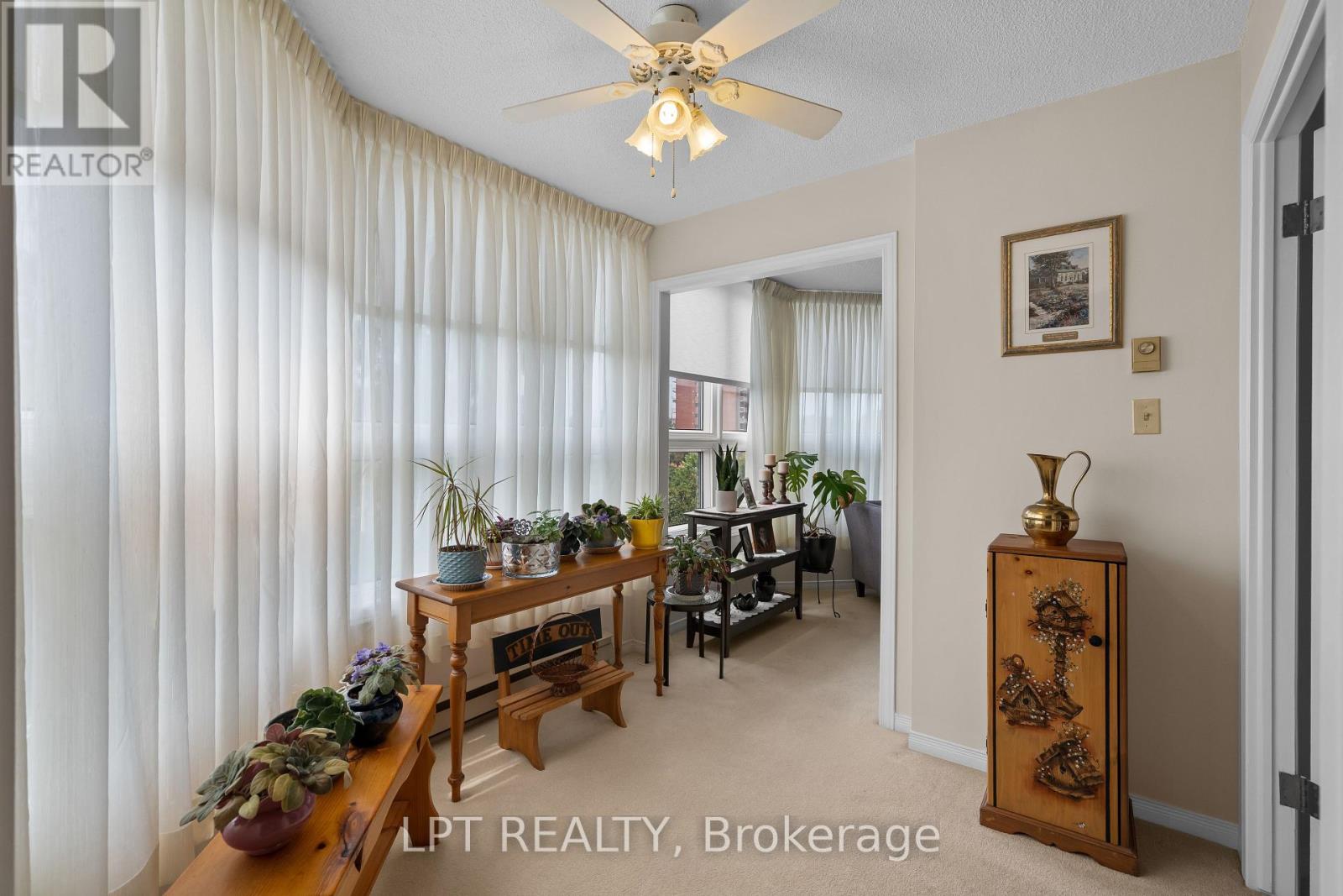 Photo 2 of 401 675 Davis Drive, Kingston ON