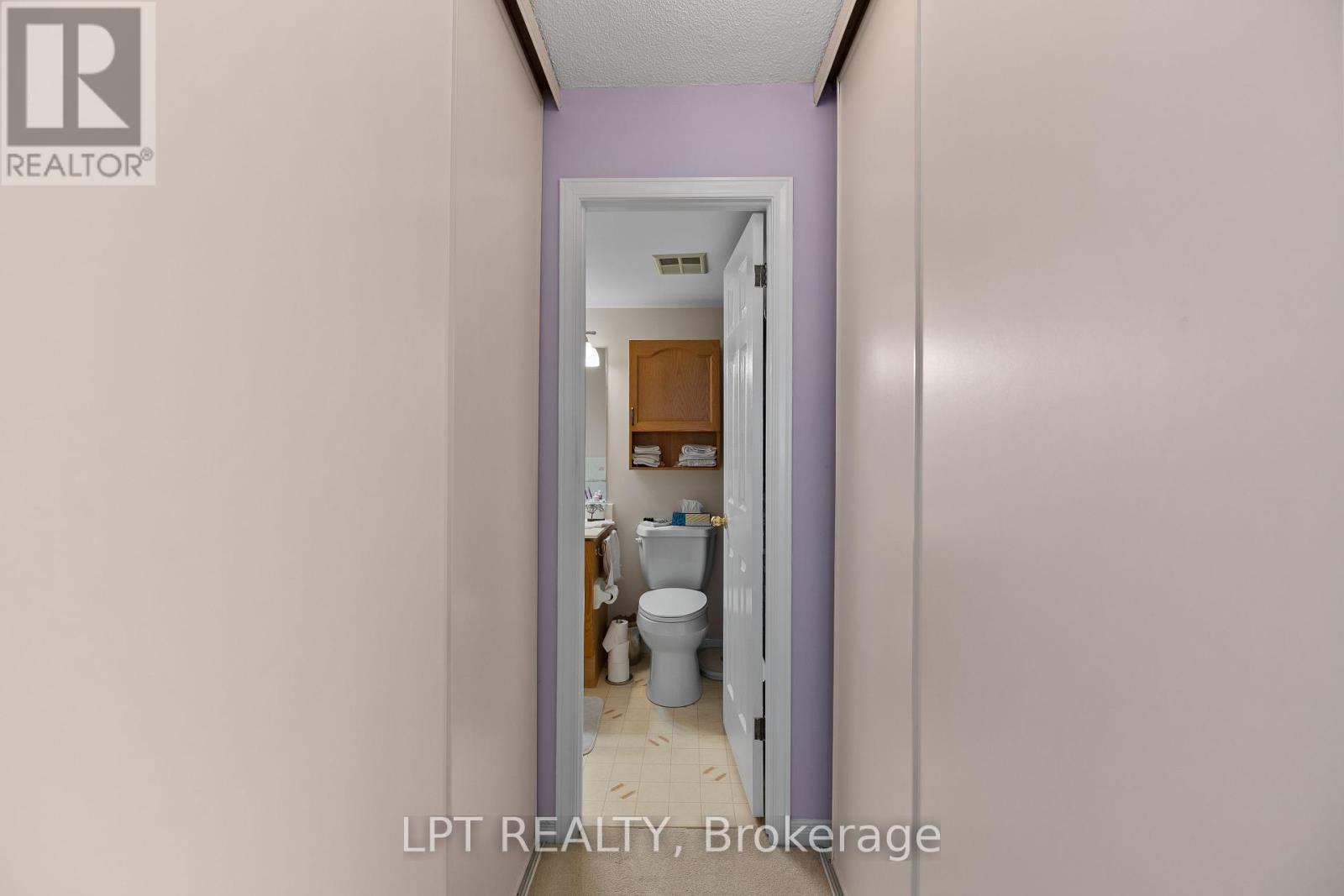 Photo 4 of 401 675 Davis Drive, Kingston ON