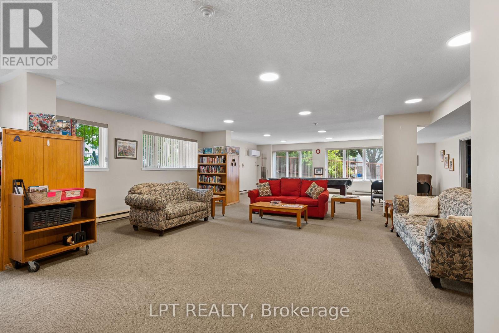 Photo 21 of 401 675 Davis Drive, Kingston ON