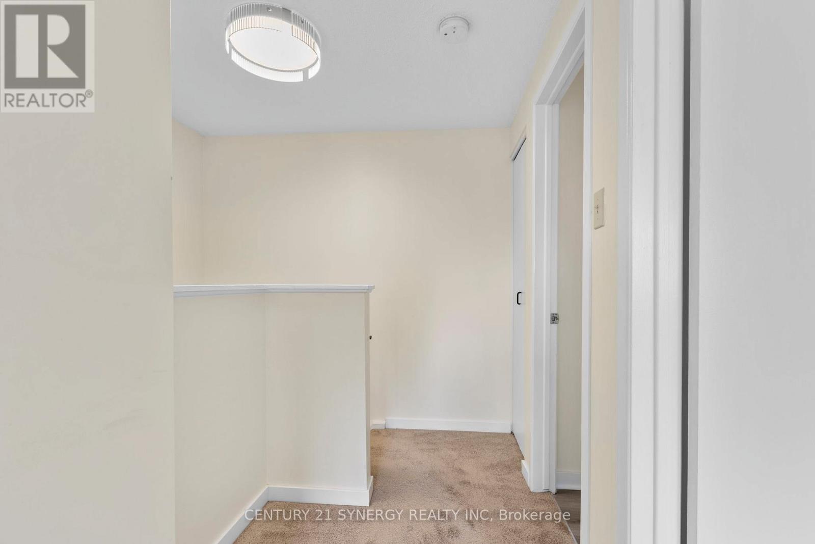 Photo 7 of 26 B Sonnet Crescent, Ottawa ON