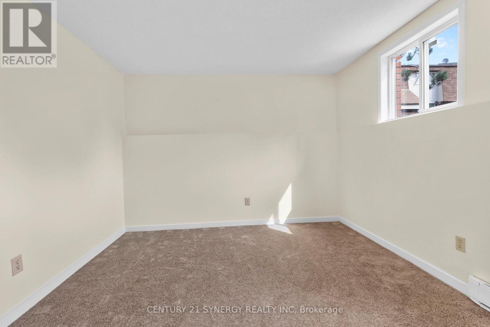 Photo 24 of 26 B Sonnet Crescent, Ottawa ON