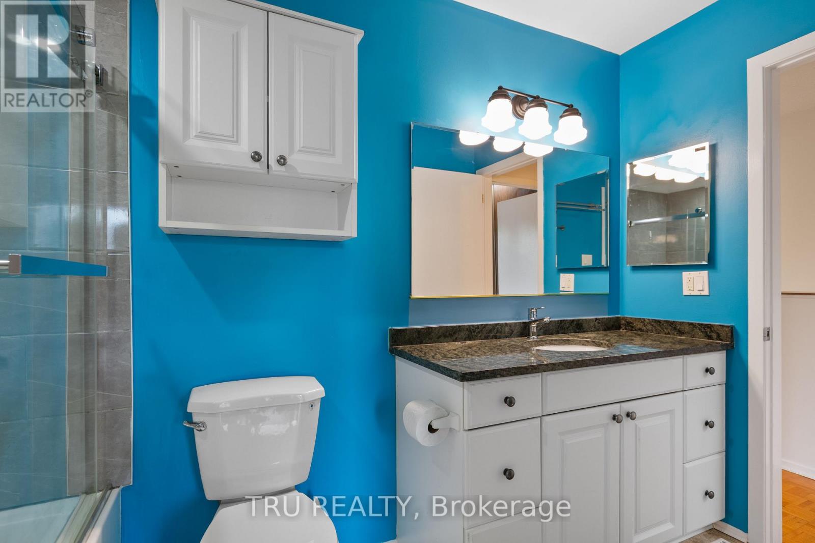 Photo 24 of 715 Mooneys Bay Place, Ottawa ON