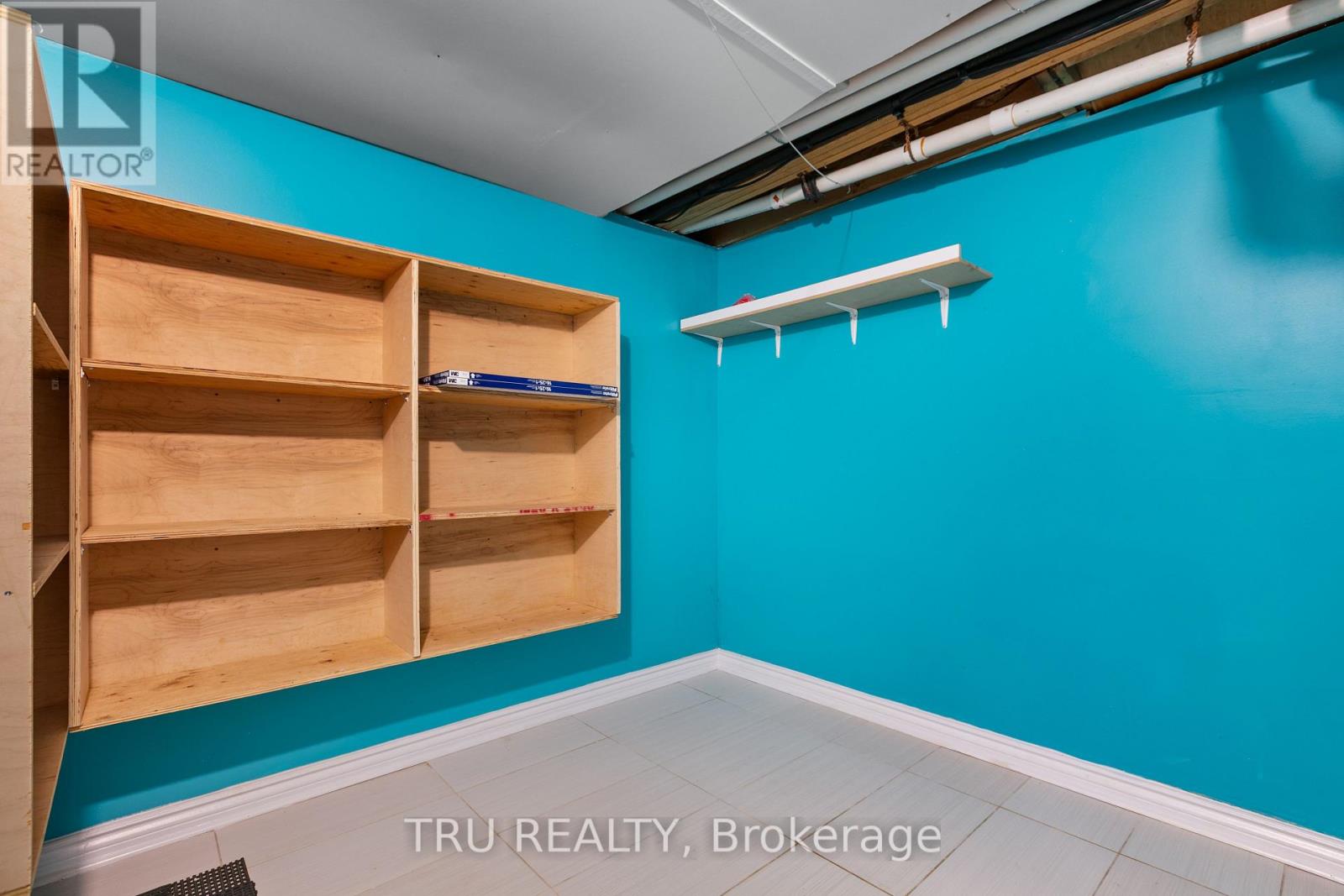 Photo 37 of 715 Mooneys Bay Place, Ottawa ON