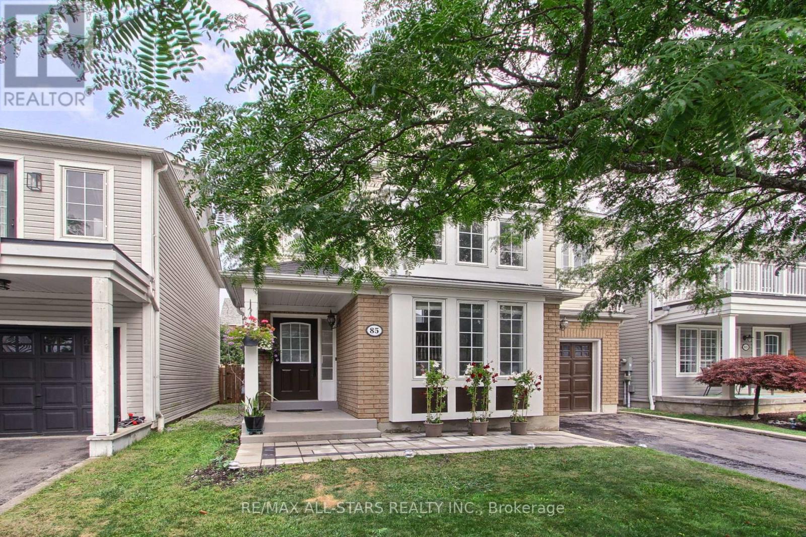 Photo 3 of 85 Handley Crescent, Ajax ON