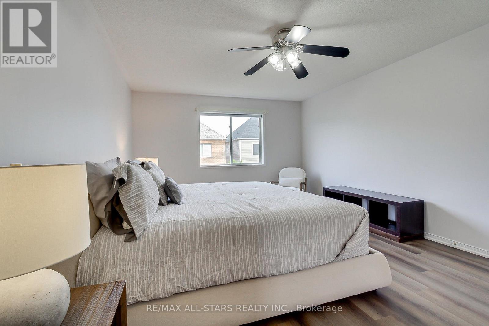 Photo 30 of 85 Handley Crescent, Ajax ON