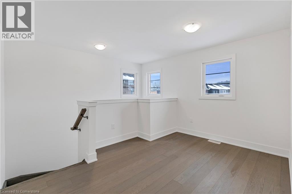 Photo 24 of 56 Calypso Avenue, Midhurst ON