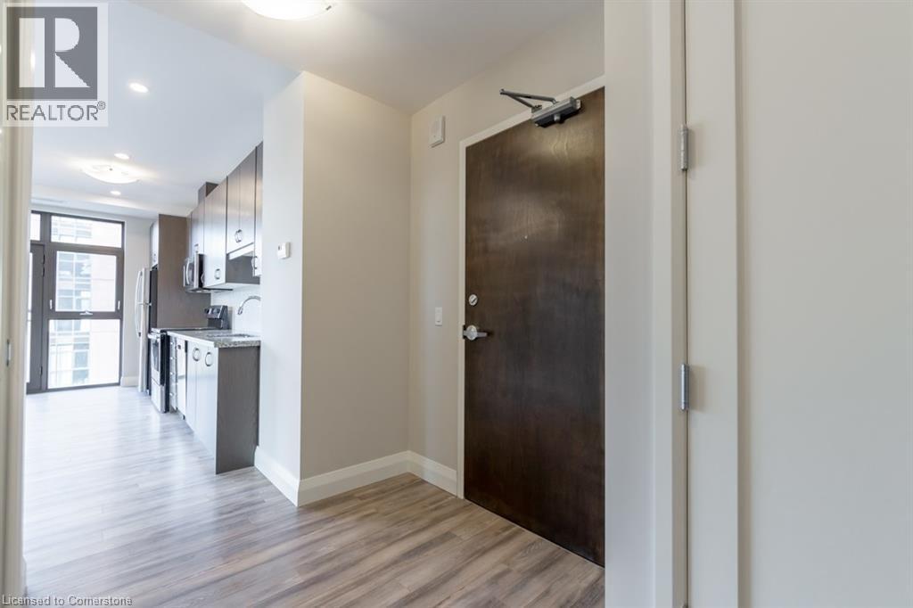 Photo 10 of 118 King Street E Unit 917, Hamilton ON