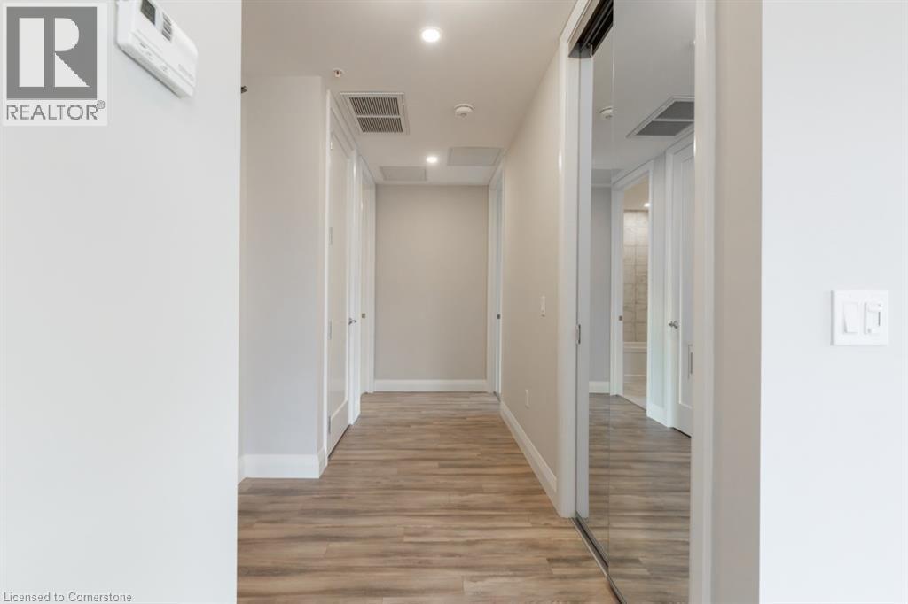 Photo 27 of 118 King Street E Unit 917, Hamilton ON