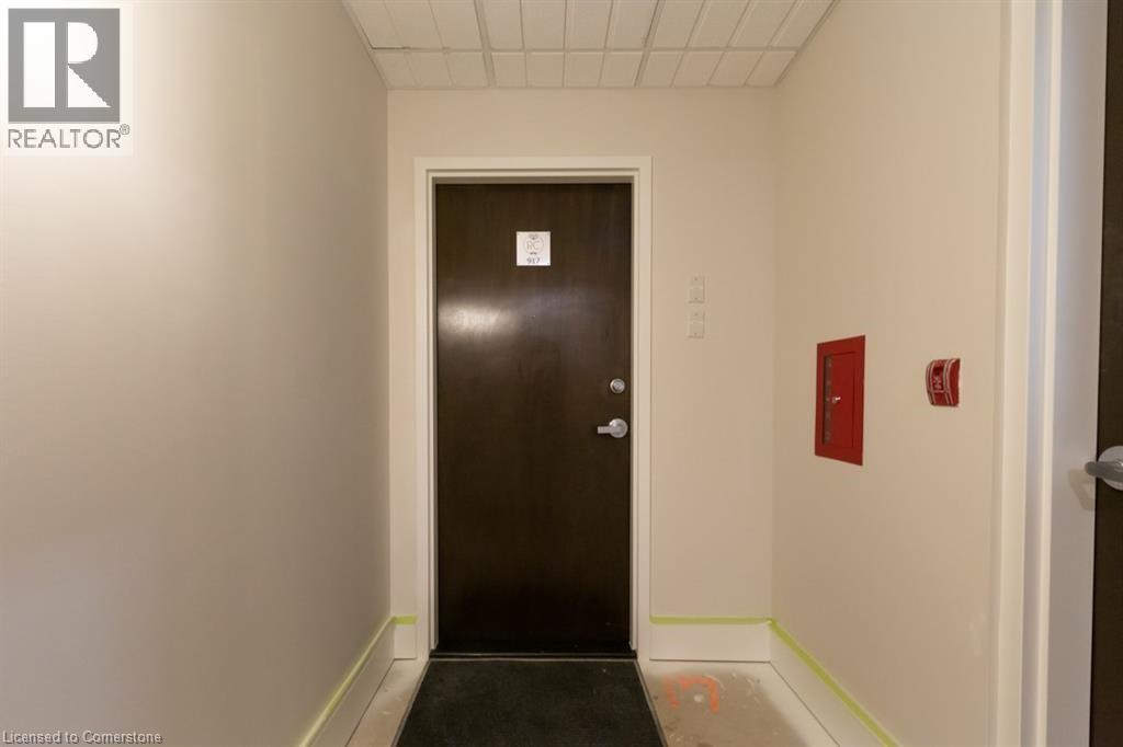 Photo 8 of 118 King Street E Unit 917, Hamilton ON