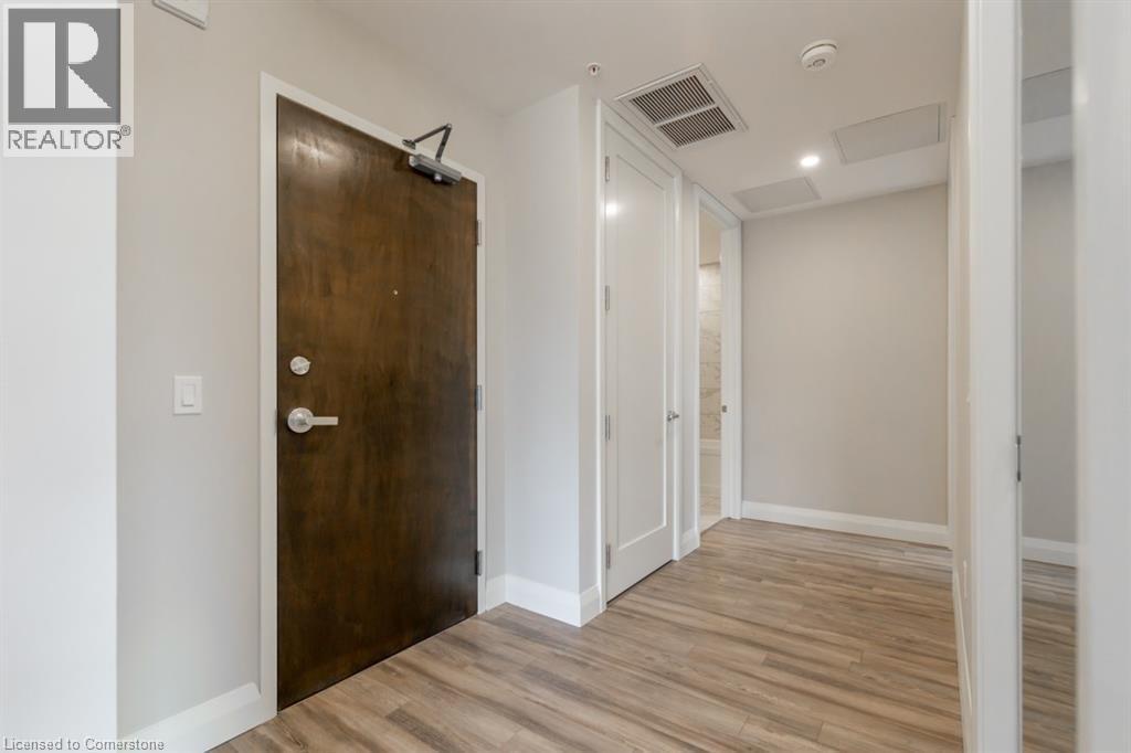 Photo 9 of 118 King Street E Unit 917, Hamilton ON