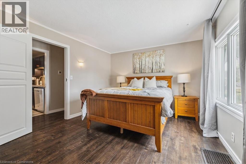 Photo 14 of 1591 Merrittville Highway, Welland ON