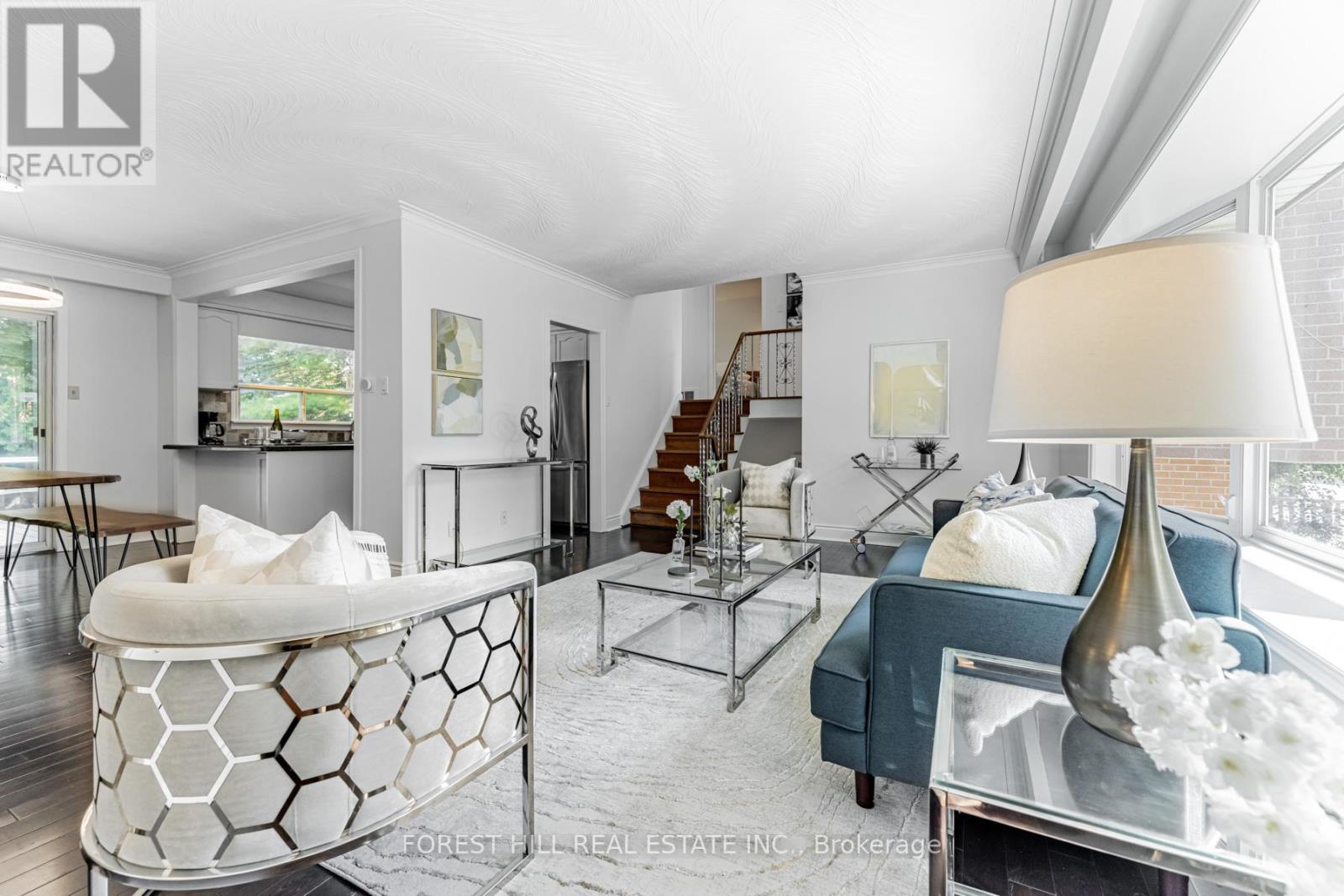 Photo 19 of 4 Dalmeny Road, Markham ON