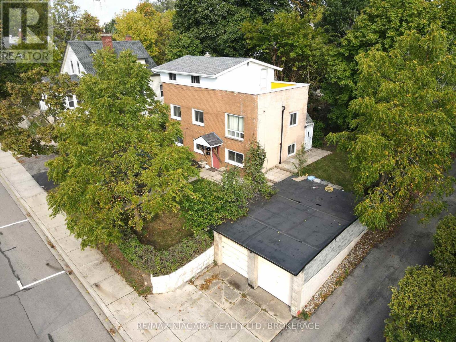 Photo 1 of 97 Queen Street, Fort Erie ON