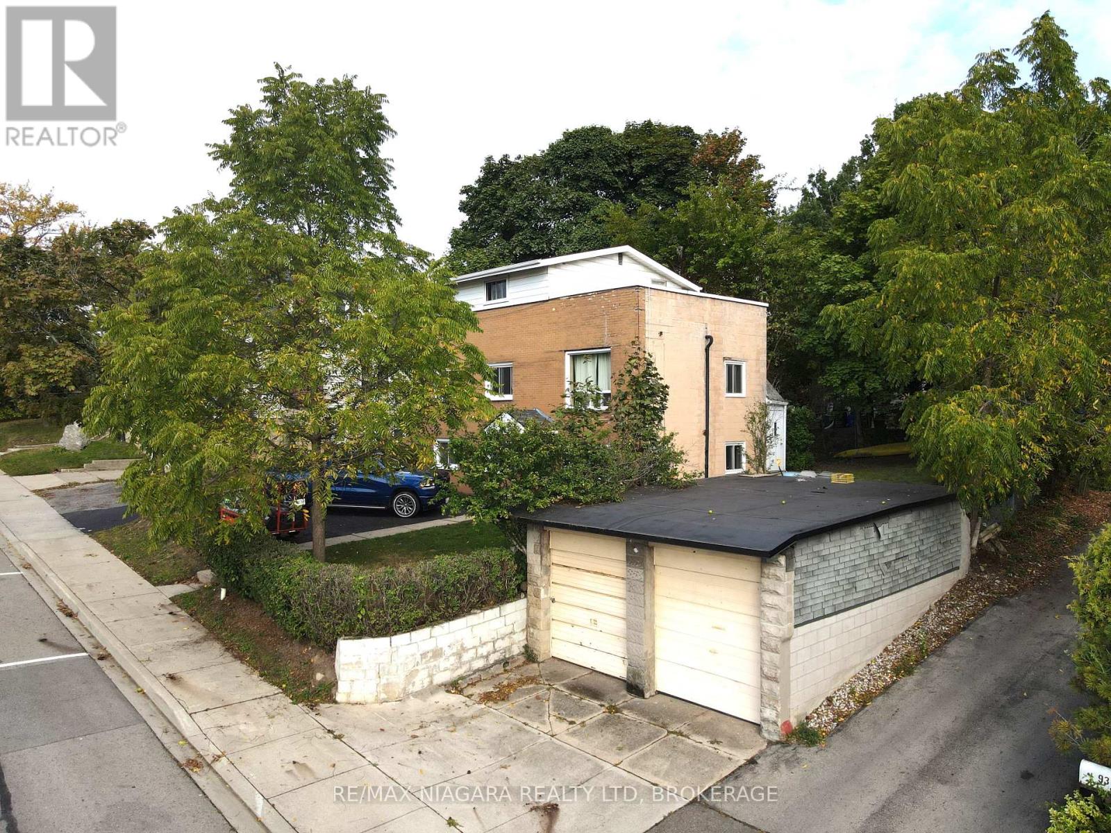 Photo 13 of 97 Queen Street, Fort Erie ON