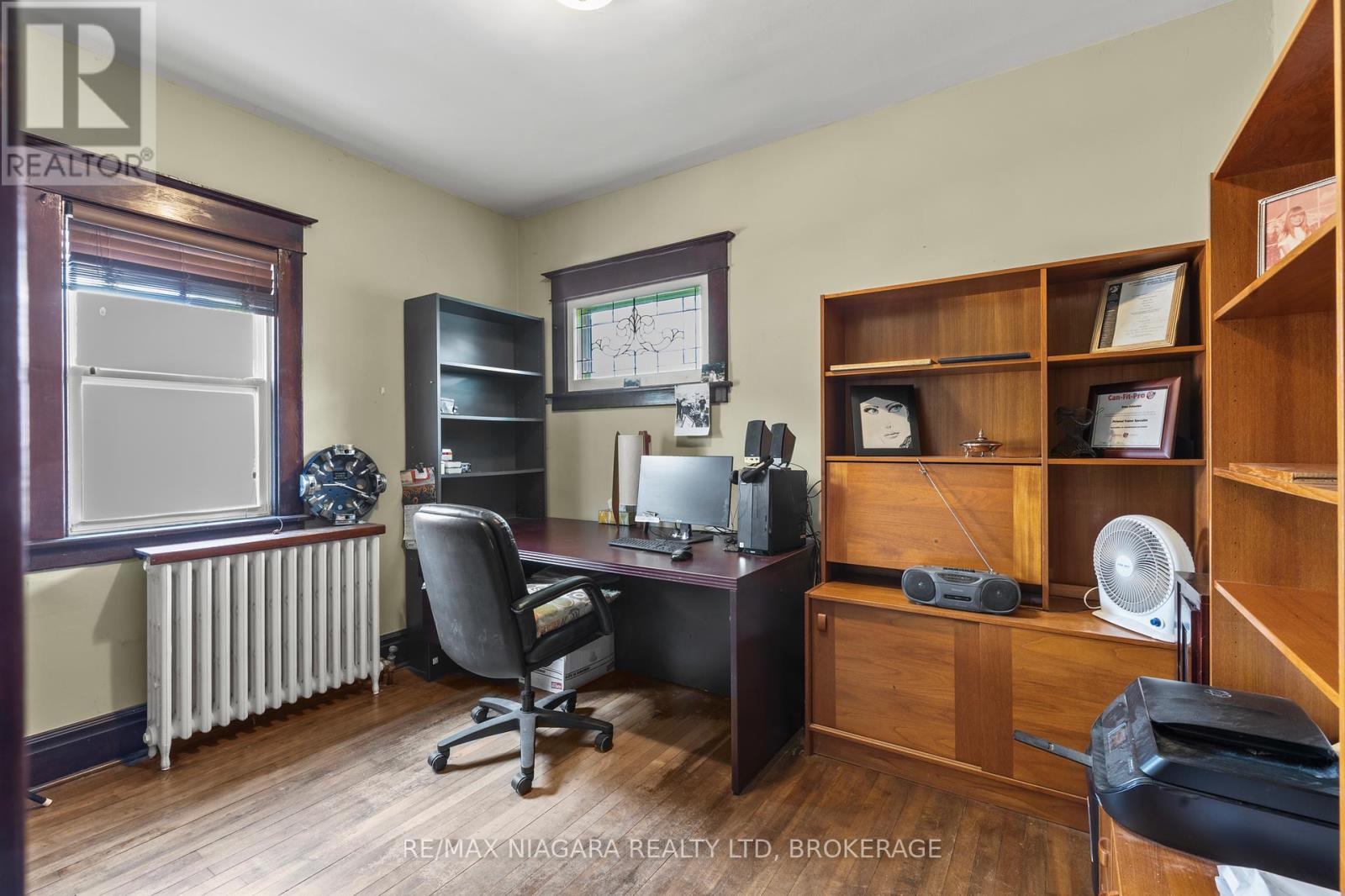 Photo 17 of 402 King Street, Port Colborne ON