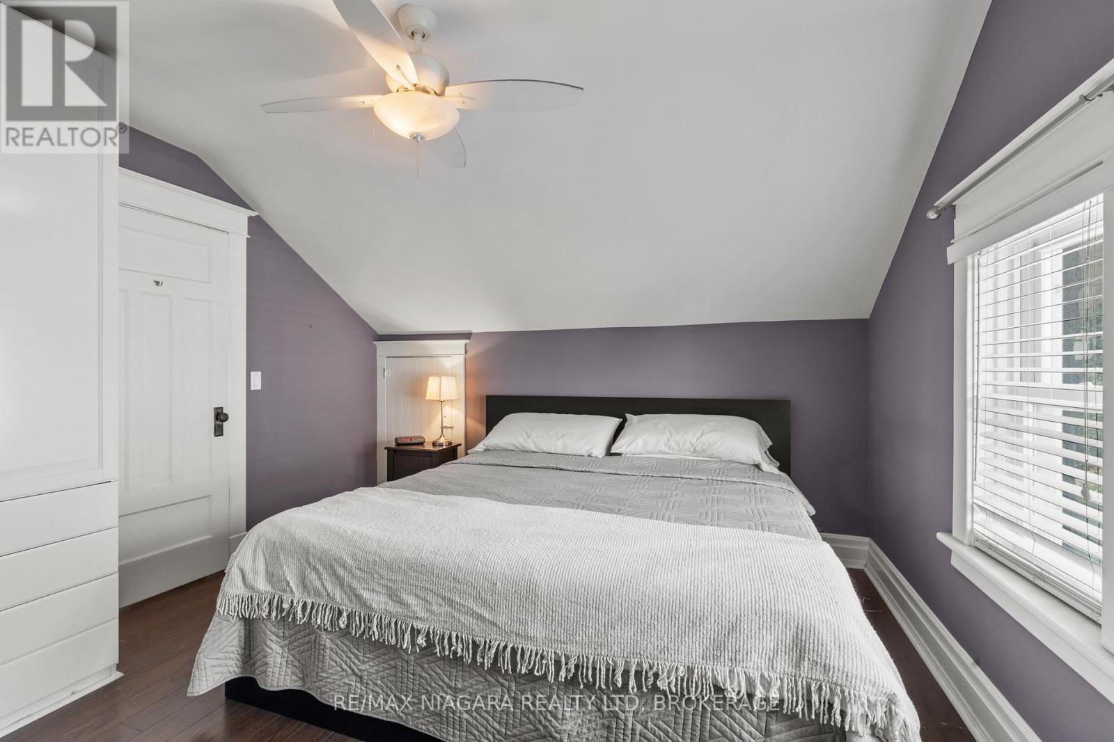 Photo 23 of 402 King Street, Port Colborne ON