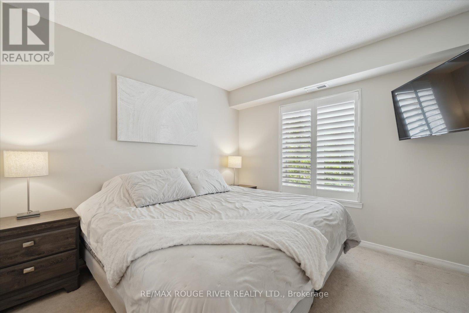 Photo 24 of 212 102 Aspen Springs Drive, Clarington ON