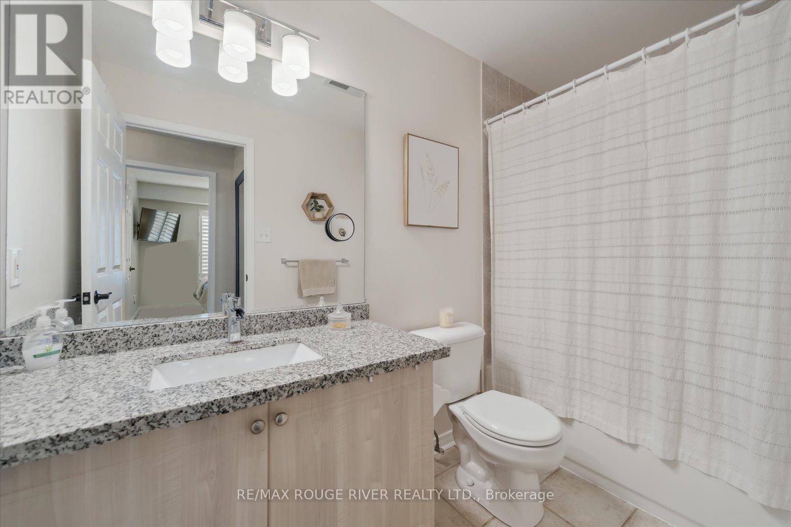 Photo 28 of 212 102 Aspen Springs Drive, Clarington ON