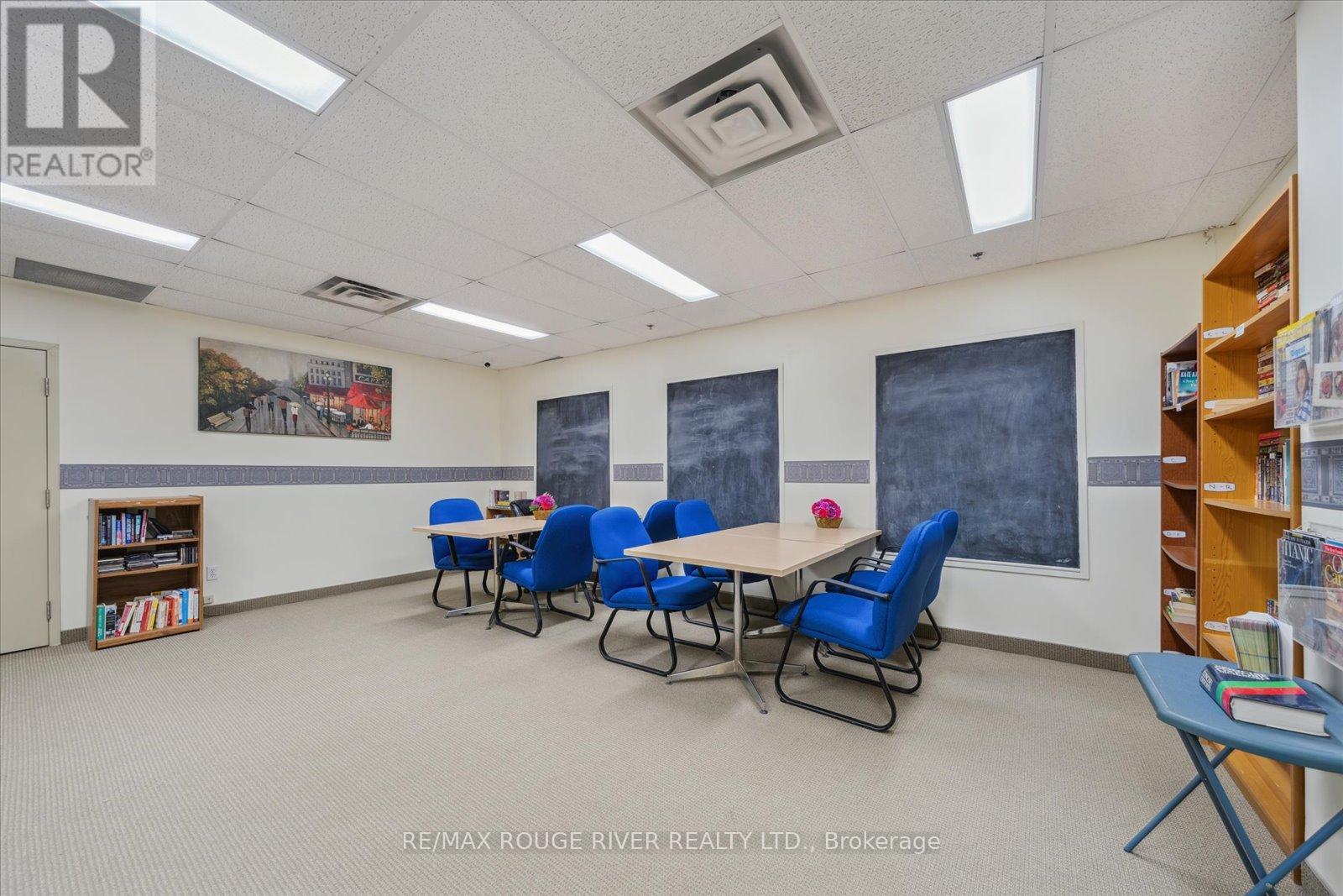 Photo 38 of 212 102 Aspen Springs Drive, Clarington ON
