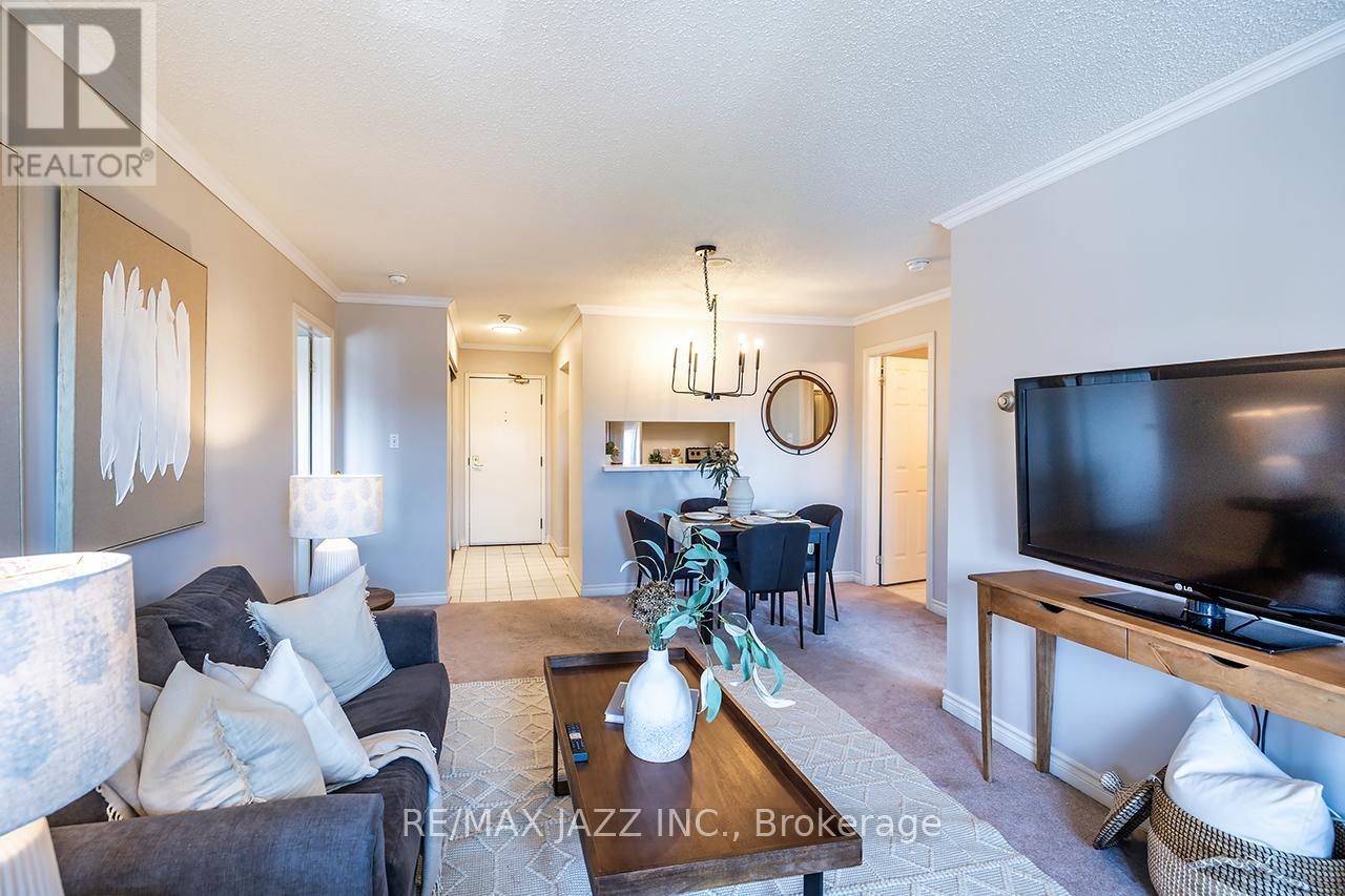 Photo 27 of 411 195 Lake Driveway W, Ajax ON