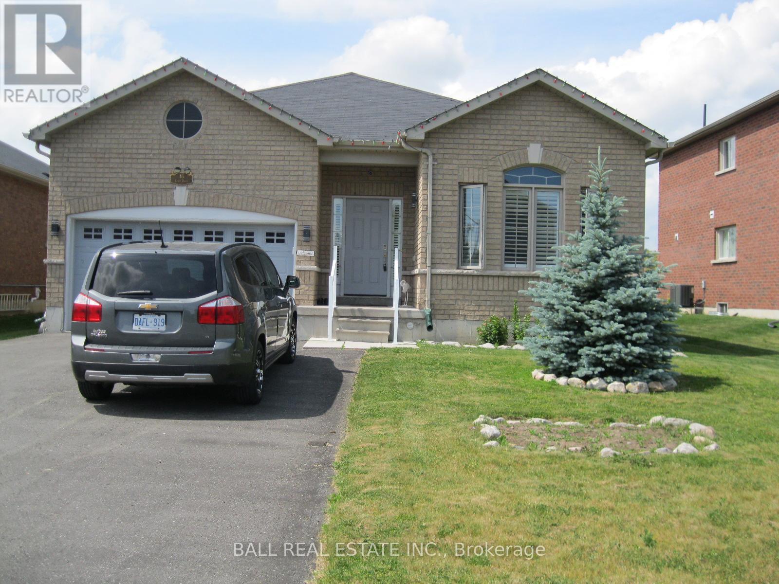 Photo 11 of 18 Lords Drive, Trent Hills ON