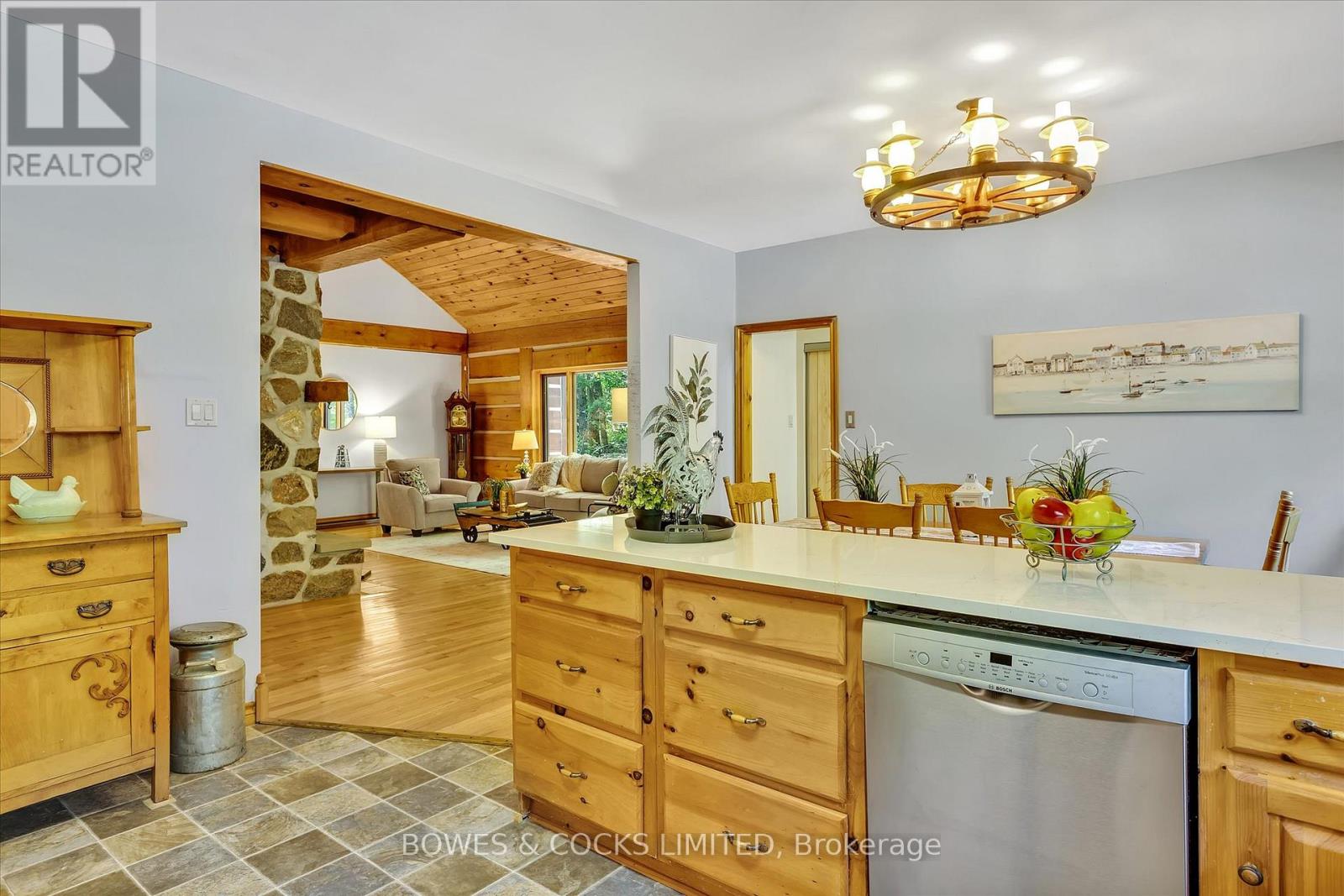 Photo 24 of 575 Golf Course Road, Dourodummer ON