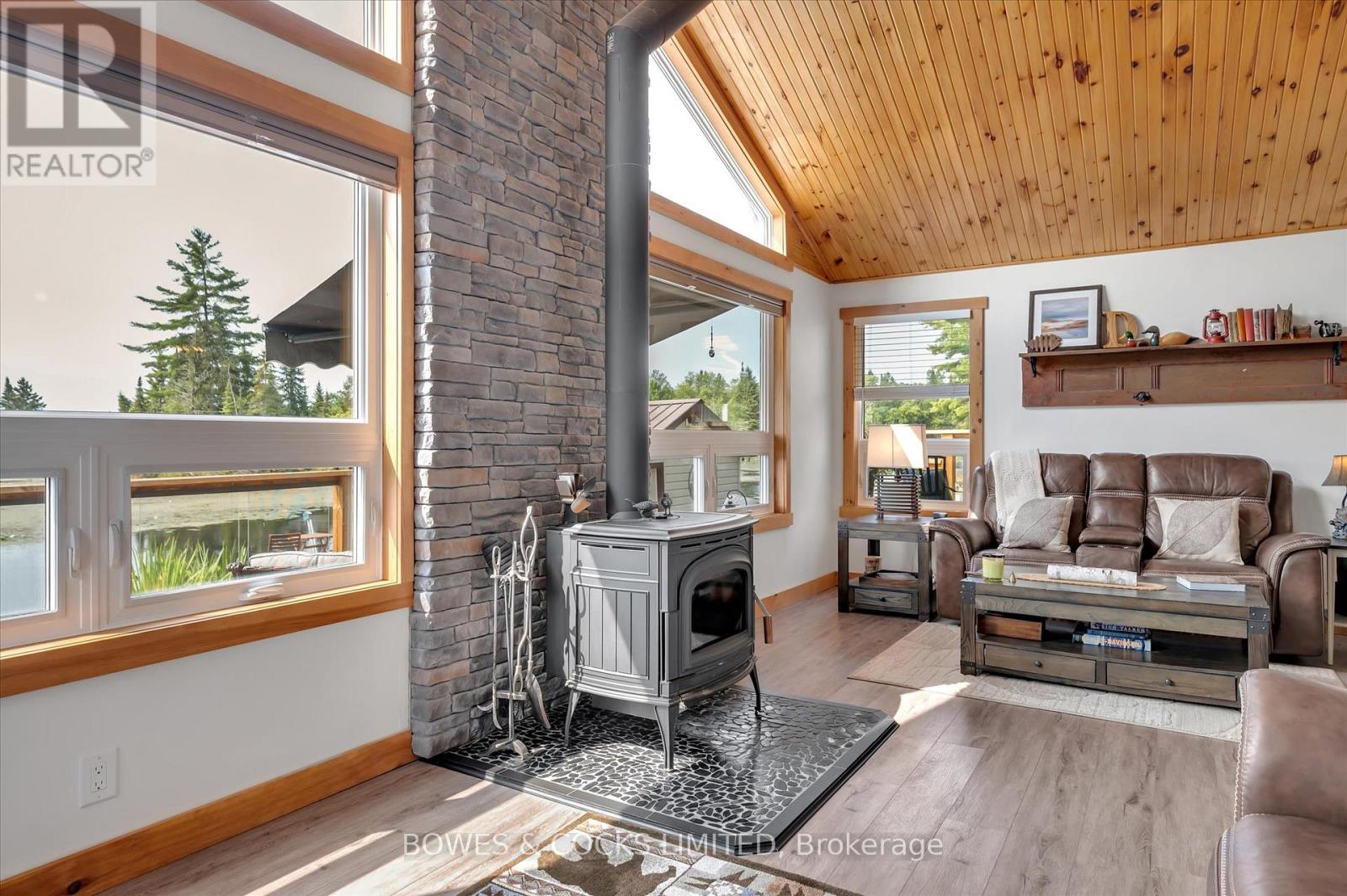 Photo 14 of 2151 Little Chipmunk Road, Dourodummer ON
